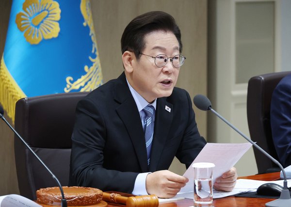 全智股配 韩媒: 战斗部队“炮比人多”, 军人数量锐减令韩国担忧